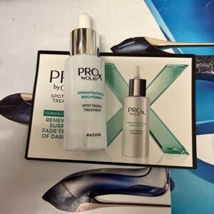 2x PROX by OLAY Dermatological Brigthening spot fading treatment serum 40ml=80ml